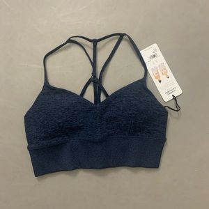 NWT Alo Yoga Lavish Soft Sports Bra